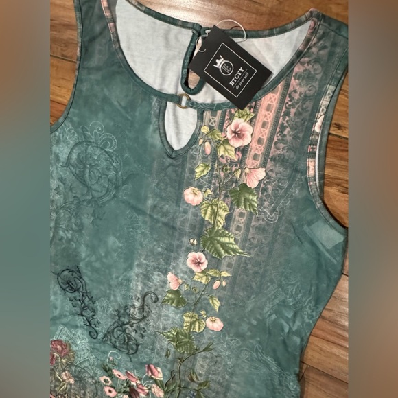 NWT ETCYY Floral Patterned Dress - Picture 3 of 10